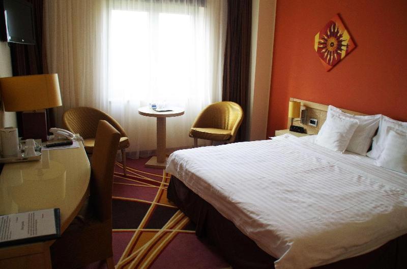 Mari Vila Hotel Bukarest Værelse billede